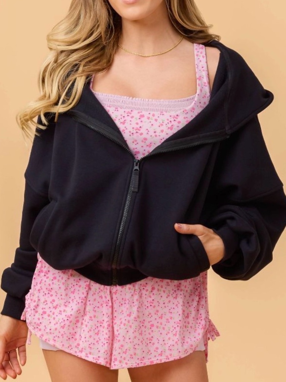 NWT L Blogilates Women's Mommy & Me Marshmallow Full Zip Hooded Sweatshirt Black